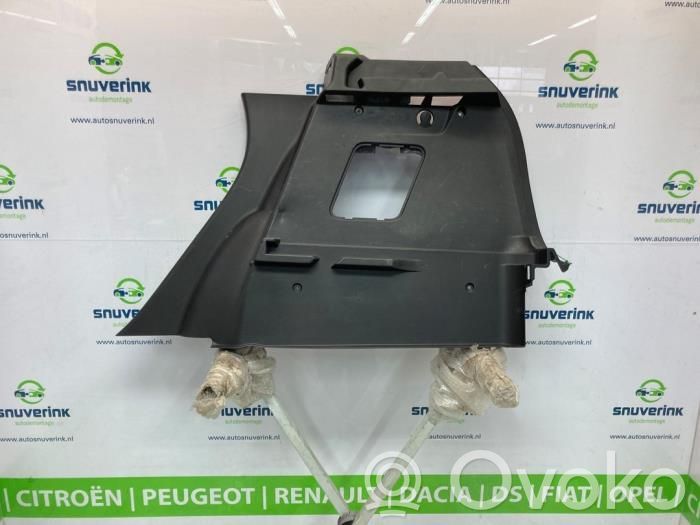 Renault Captur Trunk/boot side trim panel 