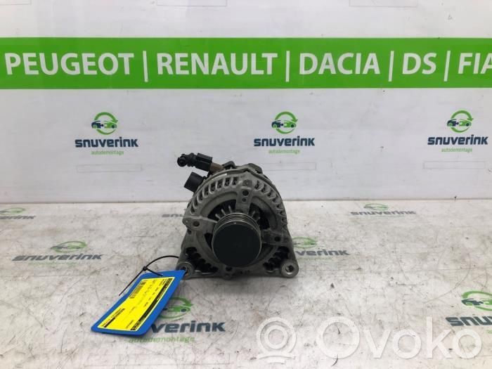 Peugeot 3008 II Alternador 