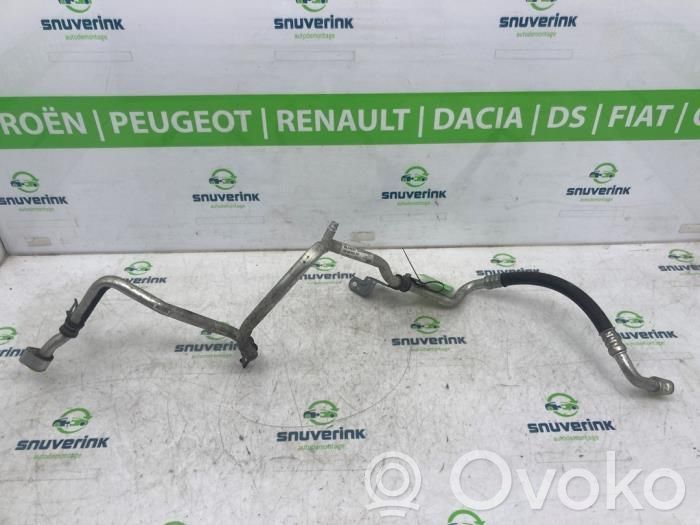 Opel Vivaro Conductă/furtun aer condiționat (A/C)