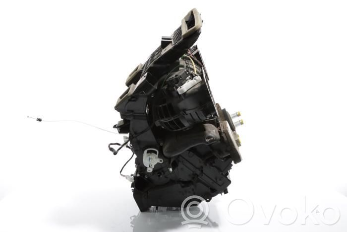 Opel Vivaro Obudowa nagrzewnicy 