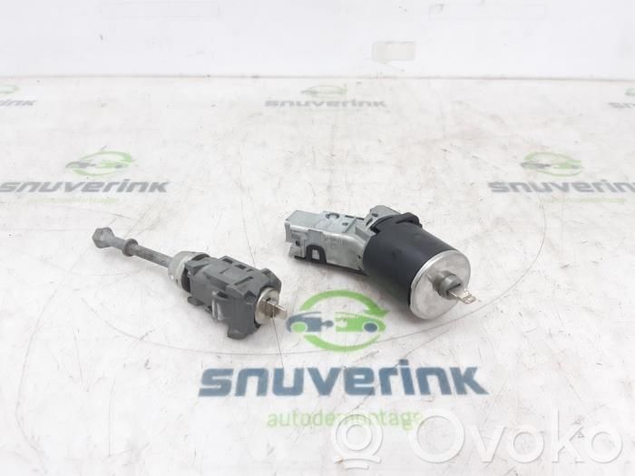 Peugeot 3008 II Komputer / Sterownik ECU i komplet kluczy 