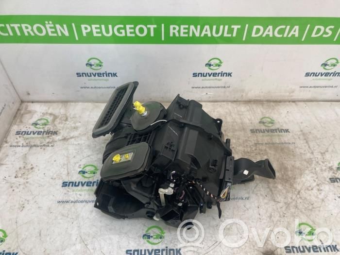 Renault Kadjar Obudowa nagrzewnicy 