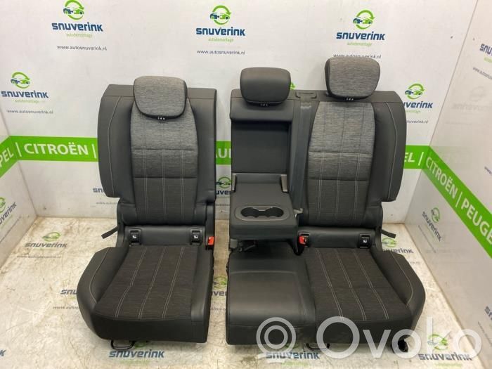 Renault Austral Takaistuin 