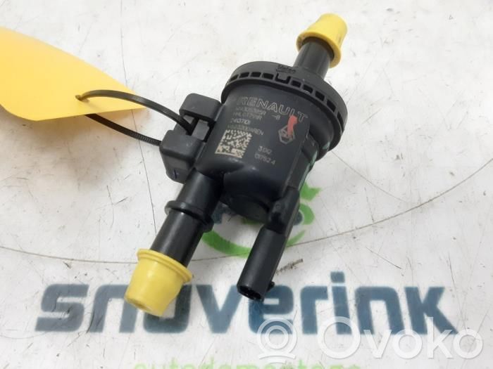 Renault Austral Relé de la bomba de combustible 