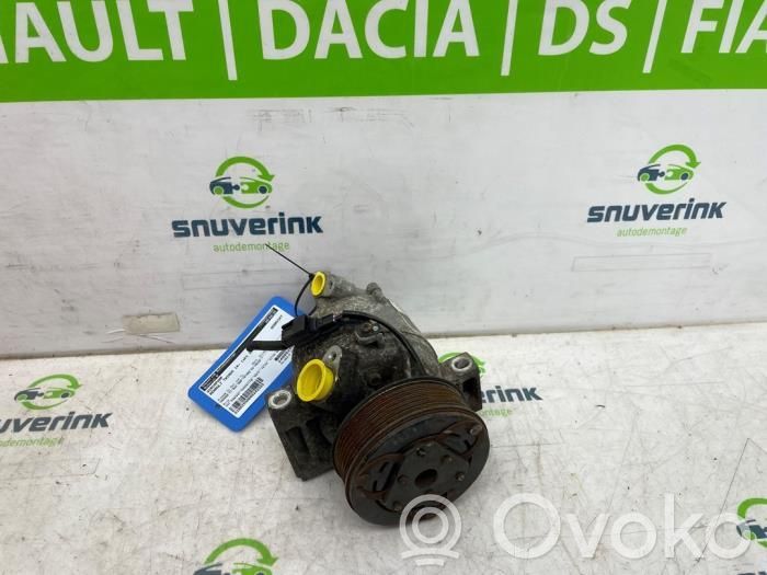 Renault Twingo III Kompresor / Sprężarka klimatyzacji A/C 