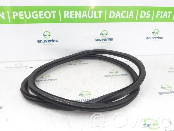 Etuoven kumitiiviste   9823214980
