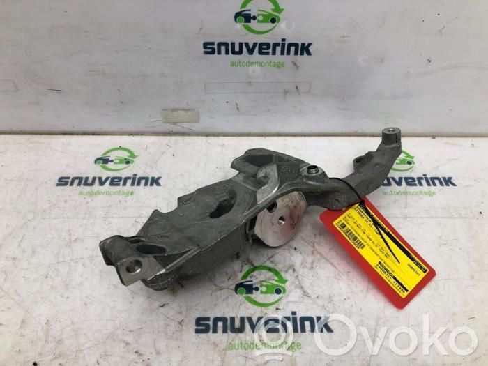 Citroen C4 II Supporto del generatore/alternatore