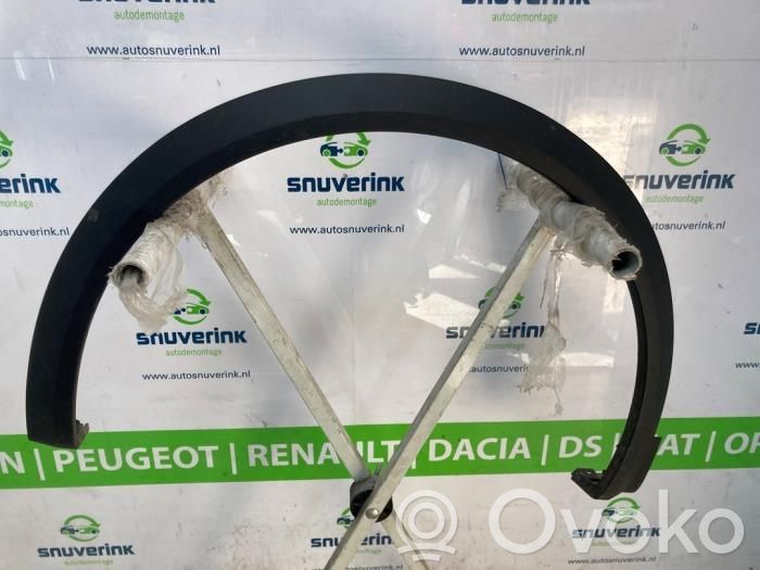 Renault Symbioz Ornament contur aripă față 