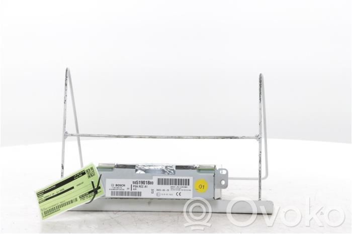 Opel Corsa F Panel / Radioodtwarzacz CD/DVD/GPS 