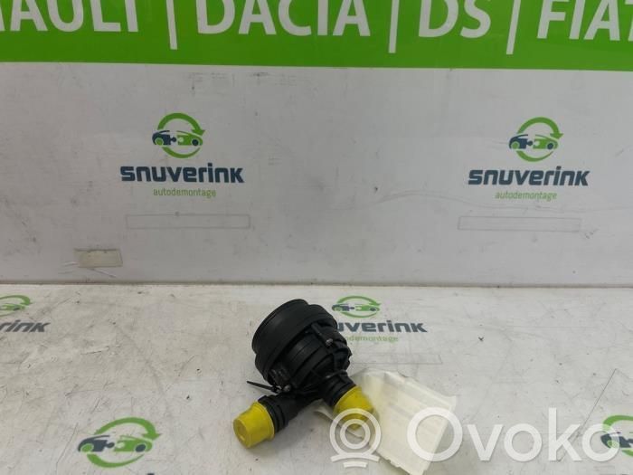 Vesipumppu   9823813380