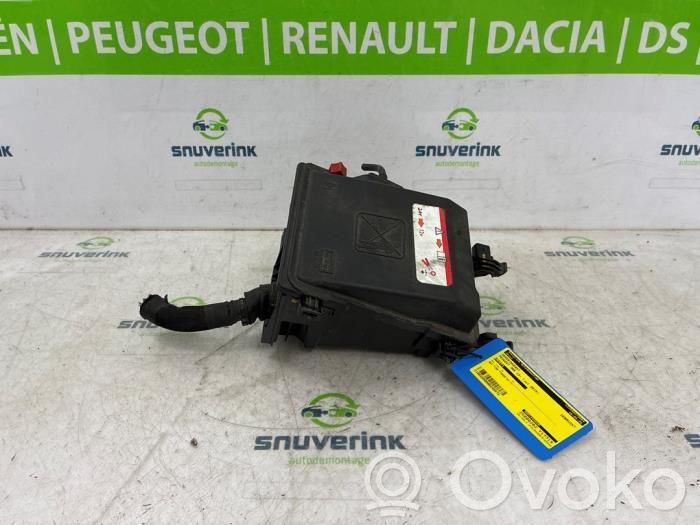 Peugeot 308 Set scatola dei fusibili 