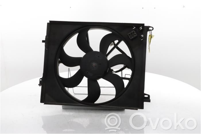 Renault Megane IV Ventilator electric răcire radiator 
