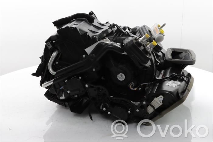 Ford Puma Obudowa nagrzewnicy 