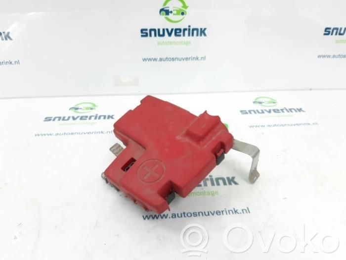 Opel Movano B Juego de caja de fusibles 