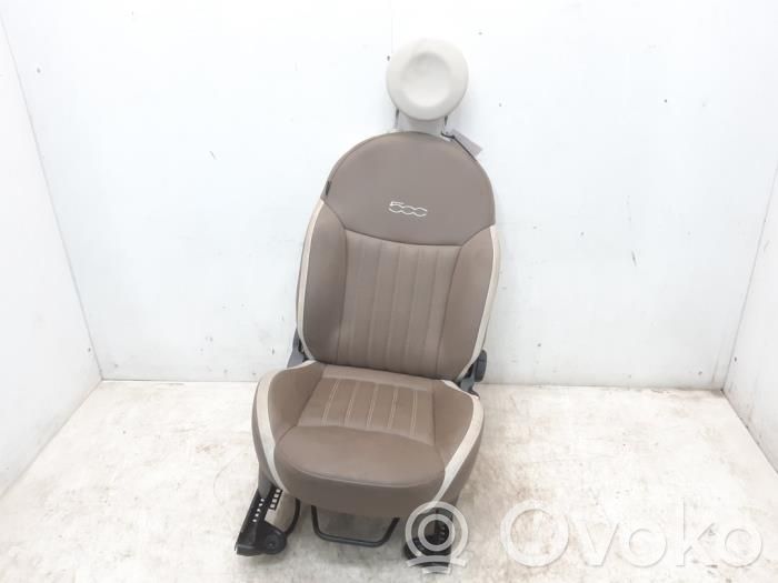 Fiat 500 Etumatkustajan istuin 