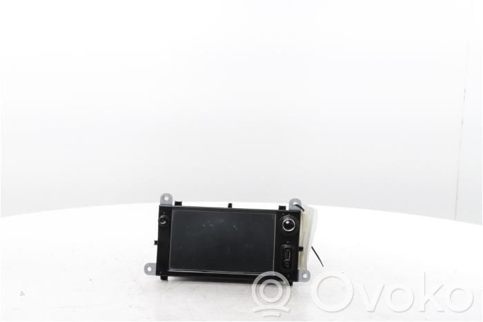 Renault Clio IV Panel / Radioodtwarzacz CD/DVD/GPS 