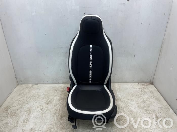Renault Twingo III Front driver seat 