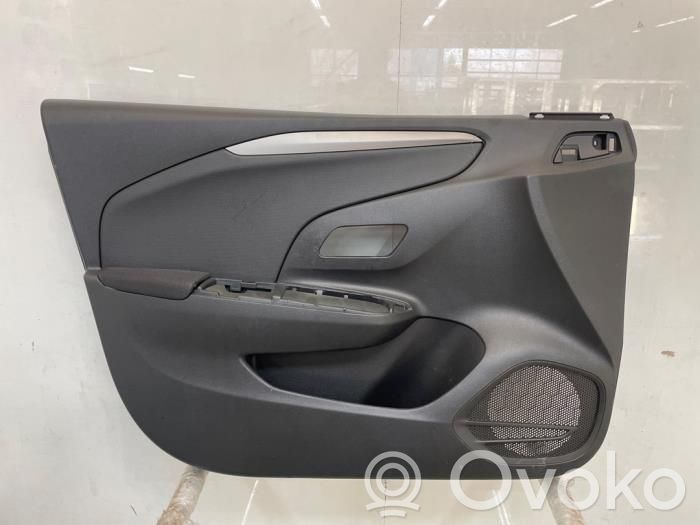 Opel Corsa F Boczki / Poszycie drzwi przednich 