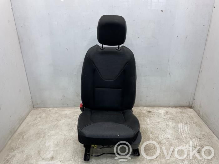 Renault Clio IV Front driver seat 