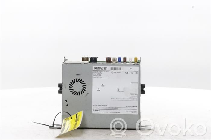 Renault Arkana Radio/CD/DVD/GPS head unit 