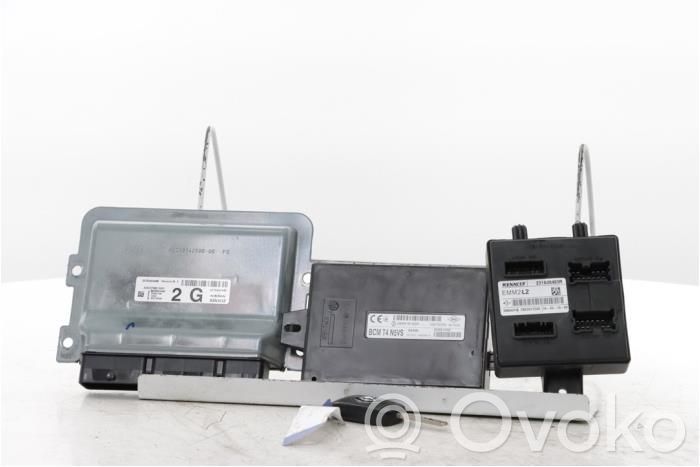 Renault Twingo III Engine control unit/module 