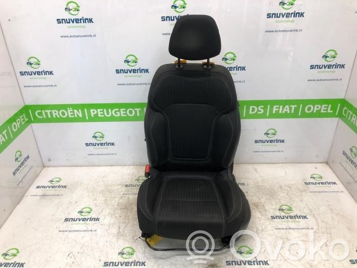 Renault Megane IV Kuljettajan istuin 