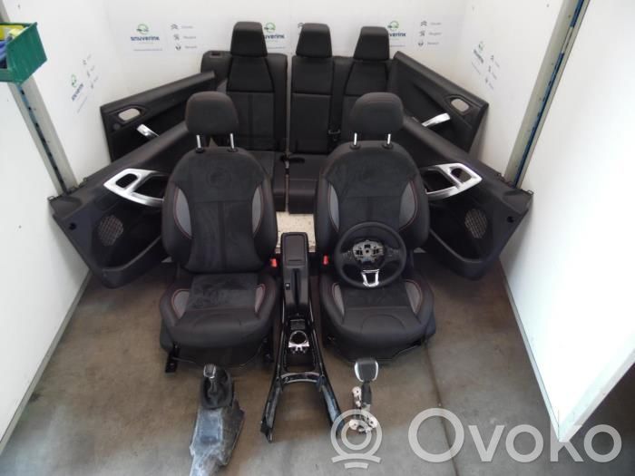 Peugeot 2008 I Set interni 