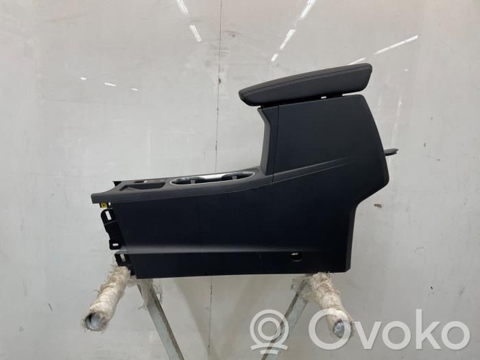 Renault Captur II Center console 