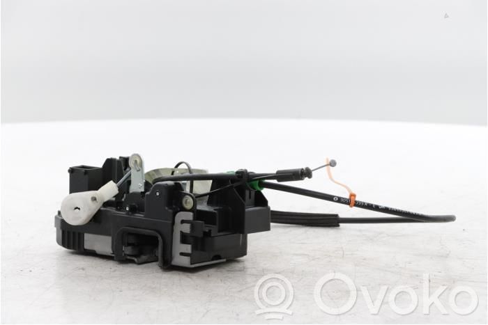 Opel Vivaro Încuietoare ușă încărcare 