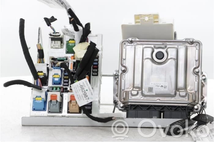 Peugeot 3008 III Sterownik / Moduł ECU 