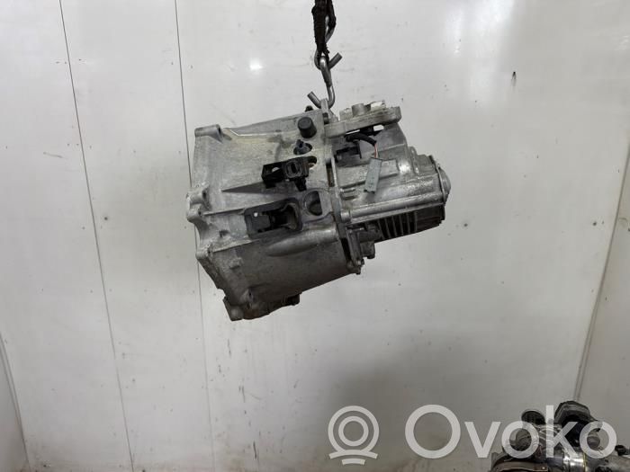 Citroen C3 Aircross Cutie viteze manuală cu 5 trepte 