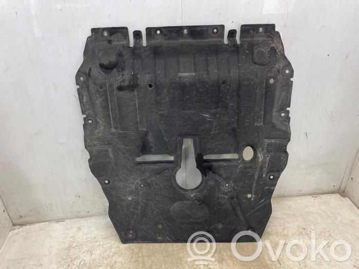 Renault Master IV Front bumper skid plate/under tray 