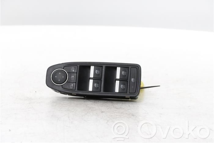 Renault Symbioz Electric window control switch 