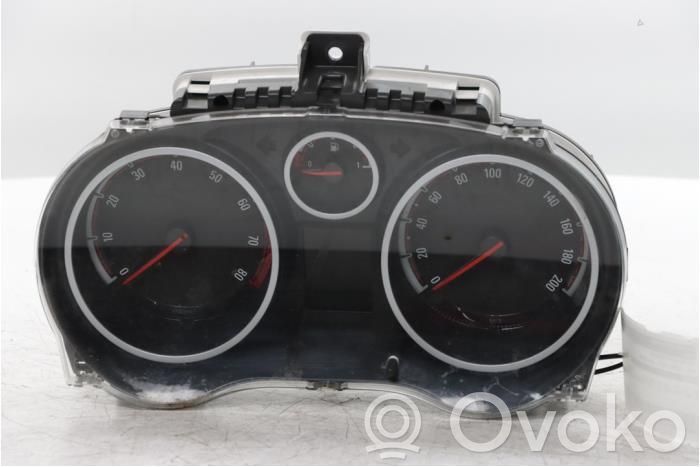 Opel Corsa D Geschwindigkeitsmesser Cockpit 