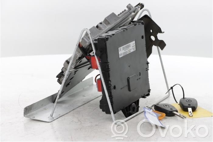 Renault Kangoo II Unitate/modul de control motor 