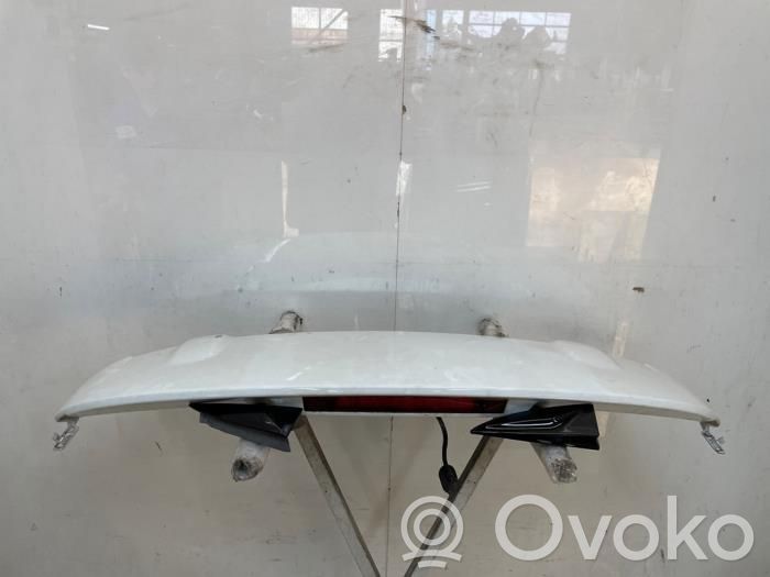 Renault Clio IV Spojler klapy tylnej / bagażnika 