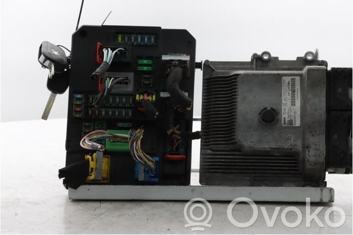 Peugeot 308 Engine control unit/module 