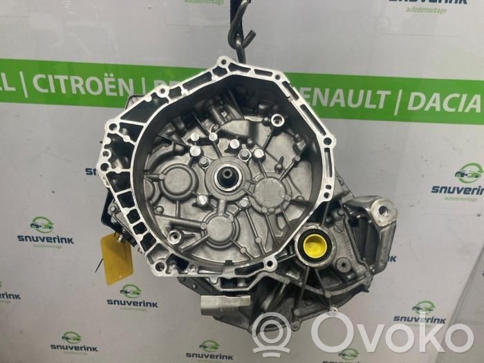 Renault Austral Cutie viteze manuală cu 5 trepte 