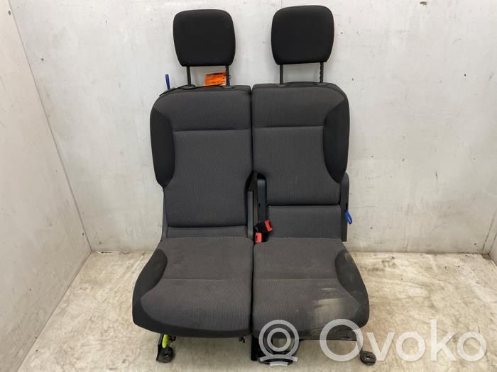 Citroen Berlingo Kaksoisetuistuin 