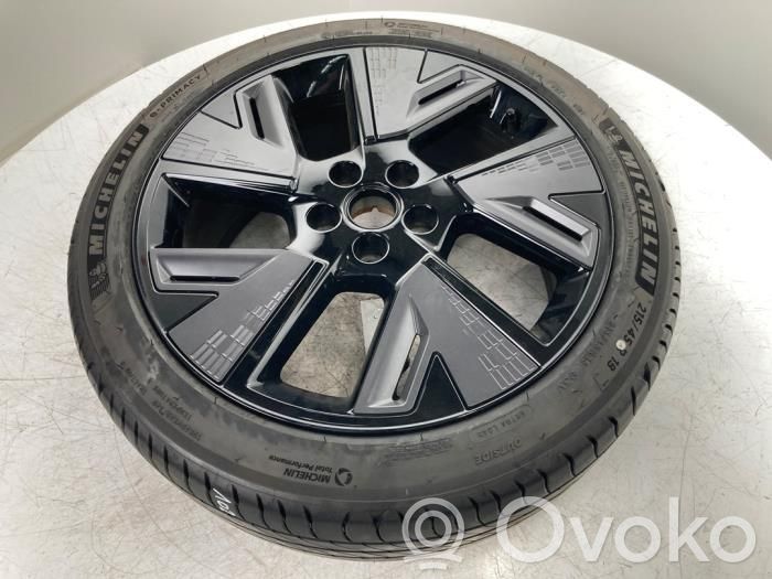 Opel Astra L Jantă aliaj R18 
