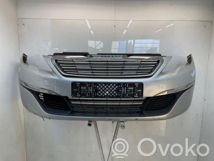 Peugeot 308 Paraurti anteriore 