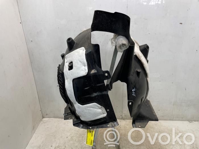 Opel Astra L Nadkole przednie
