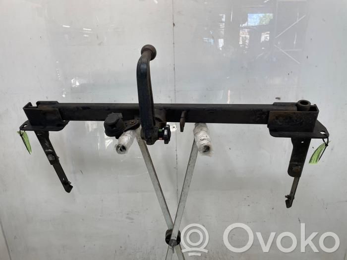 Opel Astra K Hak holowniczy / Komplet 