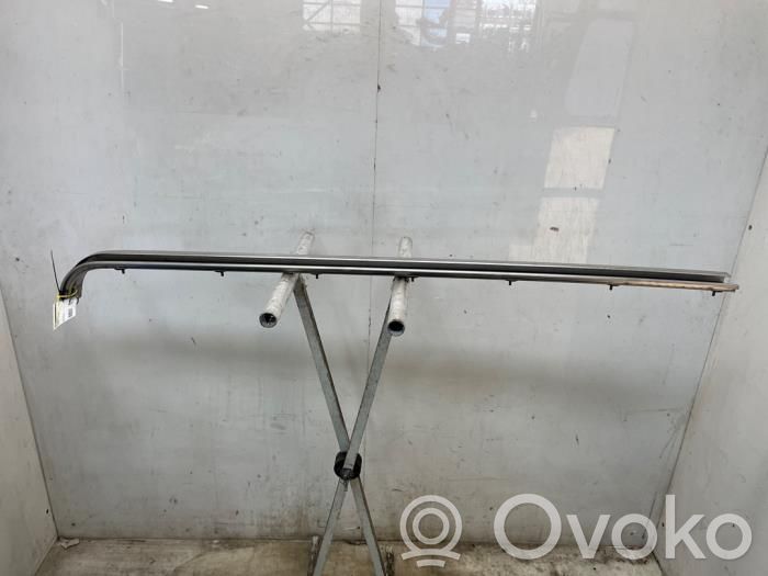 Volkswagen Crafter Șină inferioară ușă glisantă