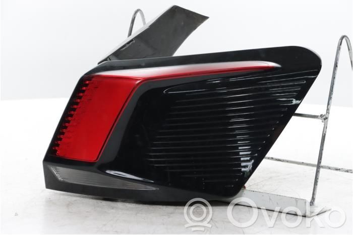 Peugeot 3008 II Lampa tylna 