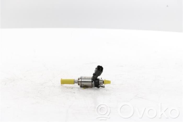 Renault Clio IV Polttoainesuutin 