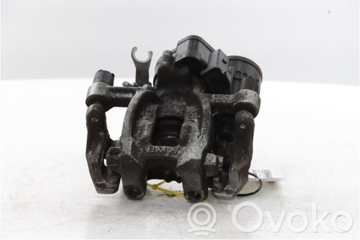 BMW 1 F40 Aizmugurējais suports 