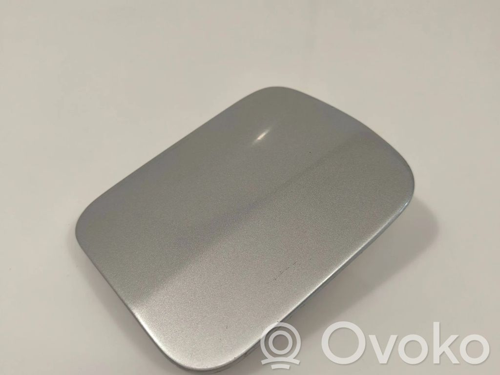 Audi A8 S8 D2 4D Fuel tank cap 