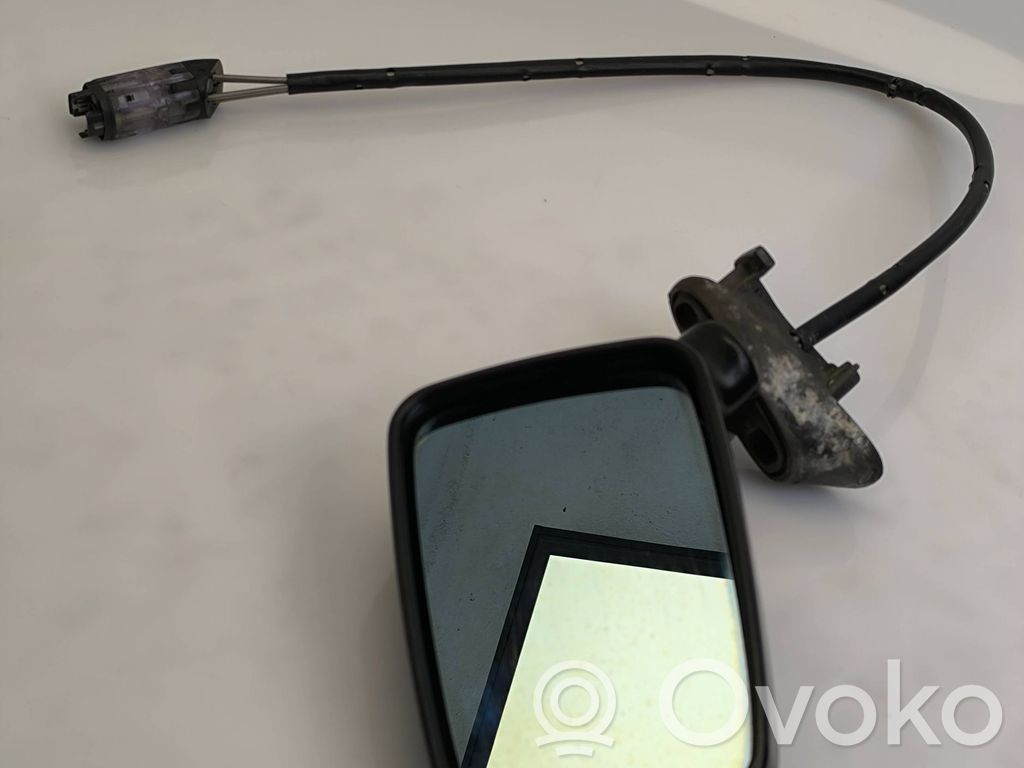 Audi 80 90 S2 B4 Espejo lateral manual 