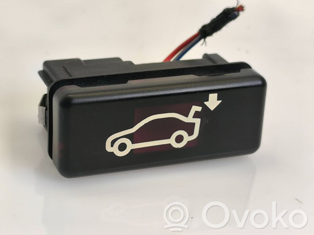 BMW 5 E60 E61 Tailgate/boot open switch button 
